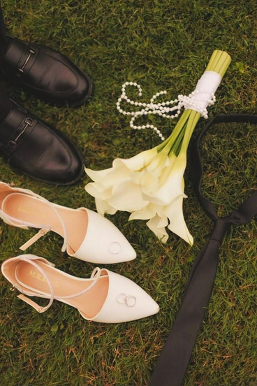 Sepatu & cincin